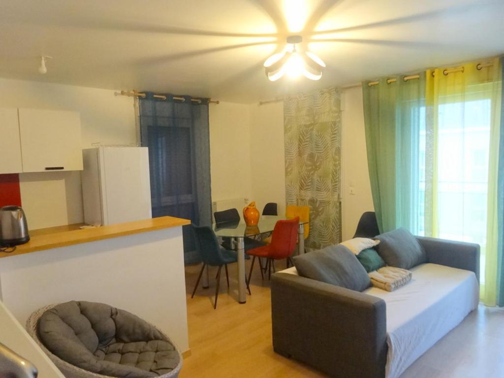 Апартаменты Ambiance Zen-Coliving-Teletravail Сессон-Севинье Экстерьер фото